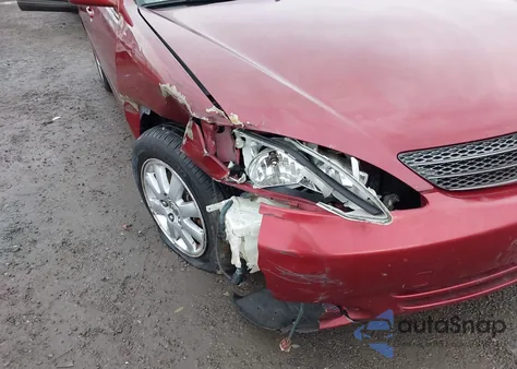 2003 Toyota Camry Le V6/Se V6/Xle V6 z USA, uszkodzony, nr VIN JTDBF30K630109304